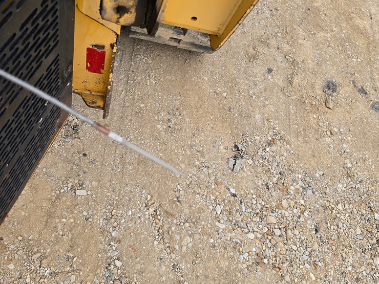 #22607-•-2008-deere-332t-skid-steer-image-42