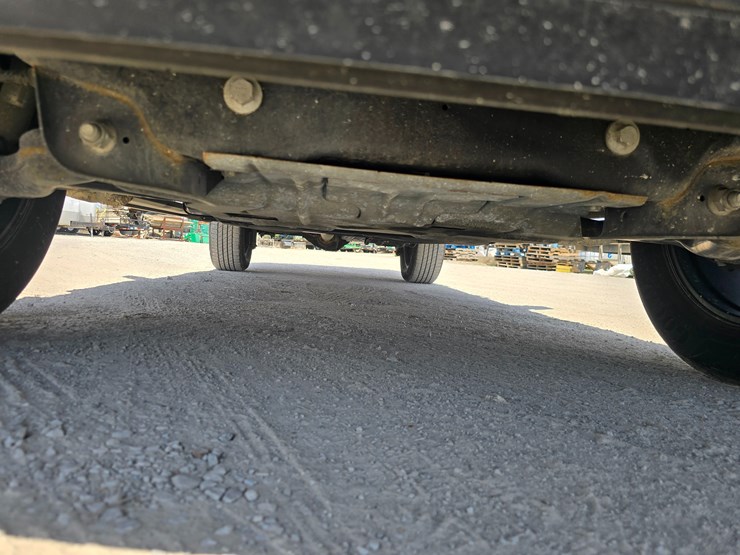 2022-ford-f150-image-26