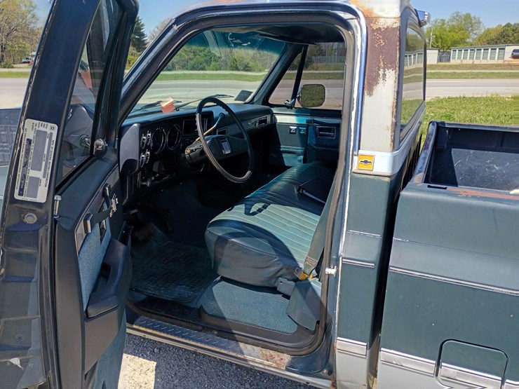 1982-chevrolet-c10-image-31