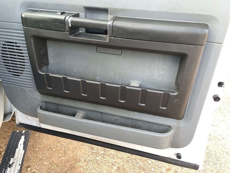 2014-ford-f250-image-17