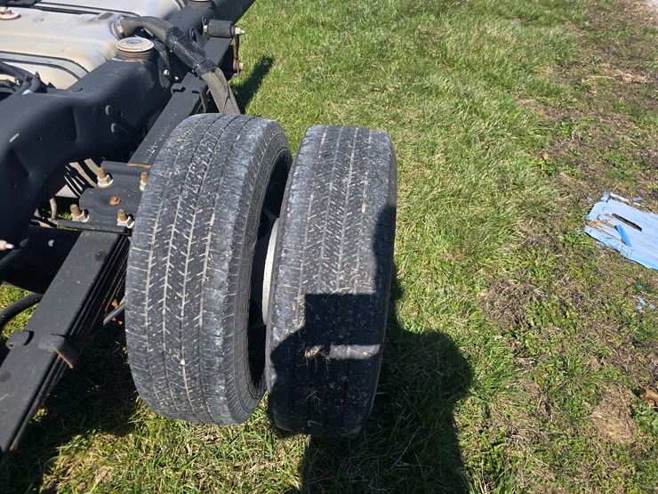 2016-ford-e450-image-38