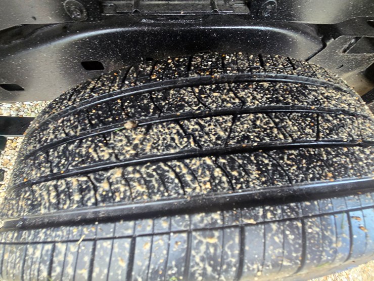 2011-chevrolet-colorado-image-53