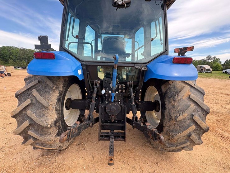 2006-new-holland-tl100a-image-25