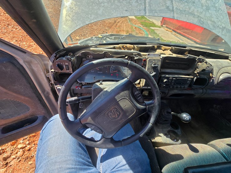 2000-dodge-ram-3500-image-39