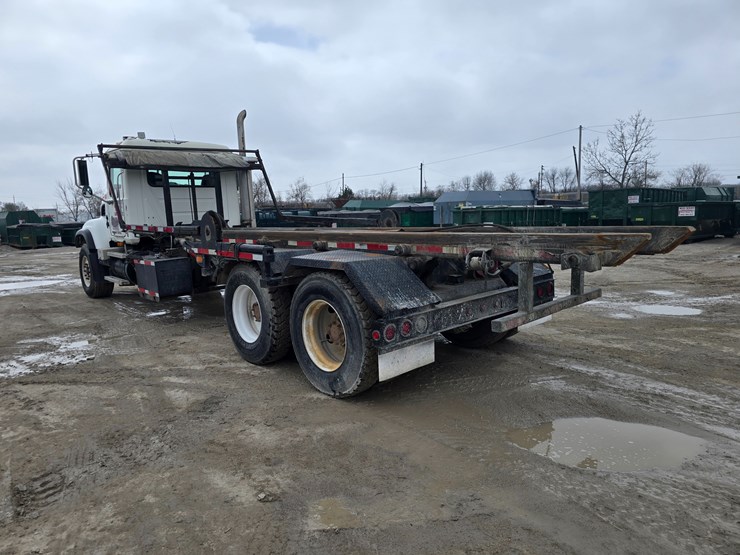 #22591-•-2007-mack-cv713-granite-roll-off-truck-image-7