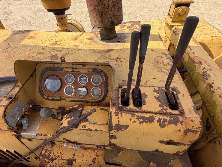 1972-caterpillar-613-image-33