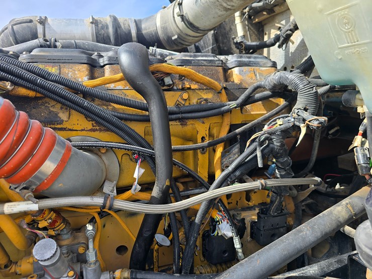 2007-kenworth-w900-image-32