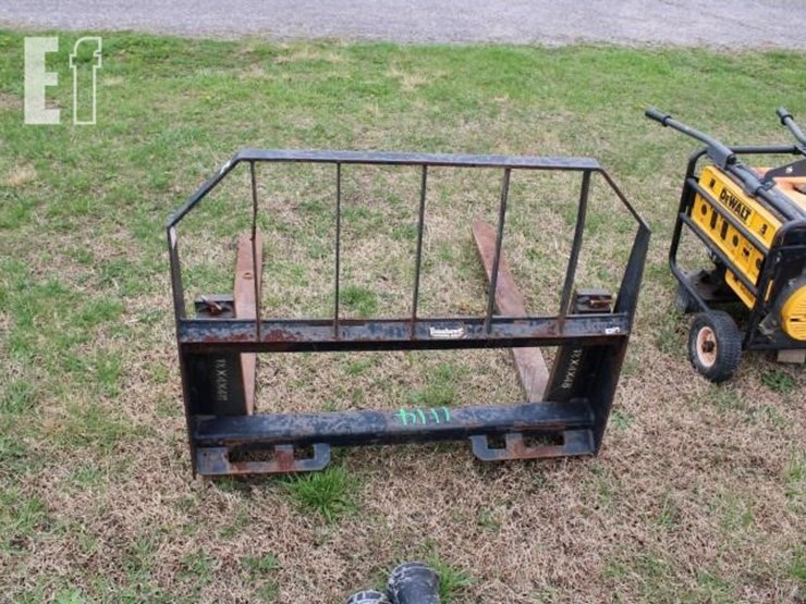 #1114-pallet-forks-with-headache-rack-quick-hitch-image-4