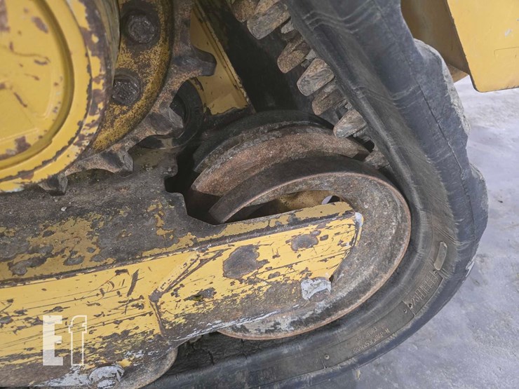 2018-caterpillar-259d-image-29