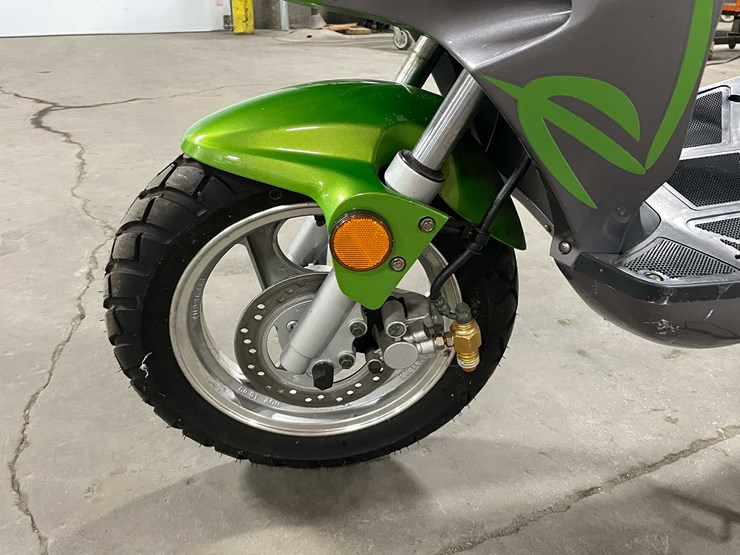 #1468-•-2011-taizhou-moped-(has-wi-title)-(d)-image-20