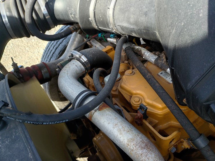 2005-ford-f750-image-26