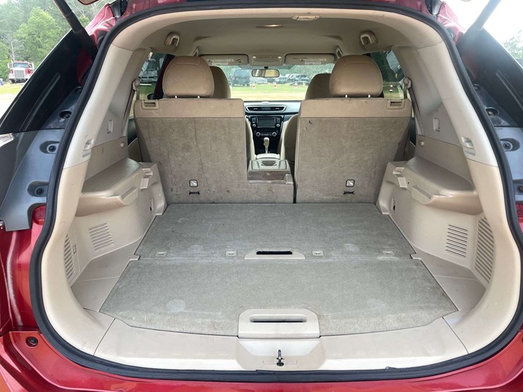 2015-nissan-rogue-image-15