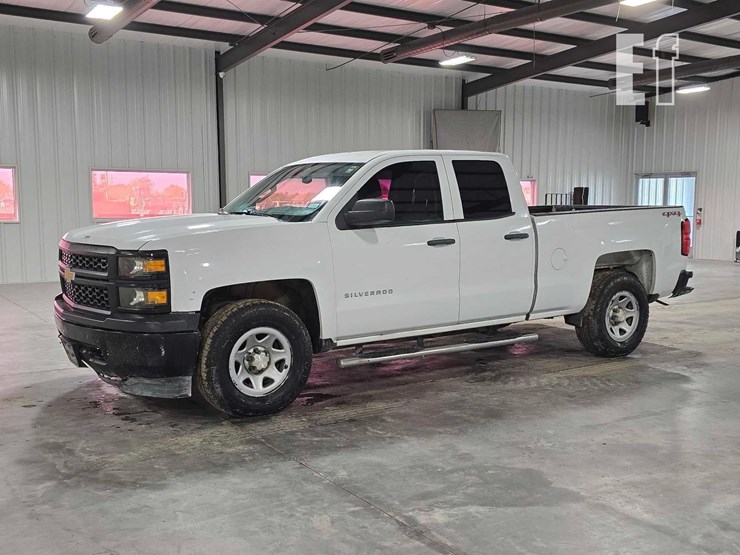 2014-chevrolet-silverado-1500-image-1