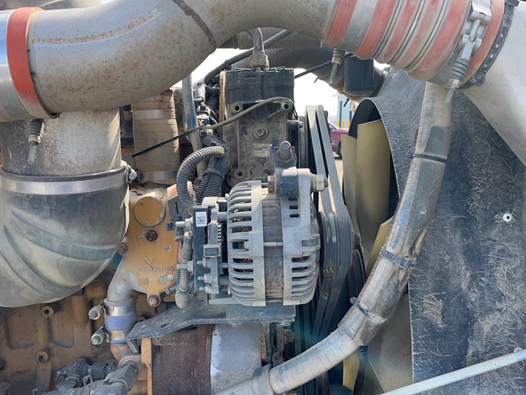 2004-kenworth-w900-image-61