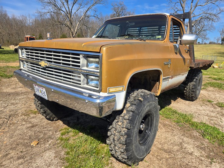 1984-chevrolet-k10-image-1