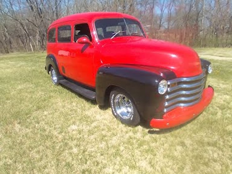 chevrolet-suburban-image-11