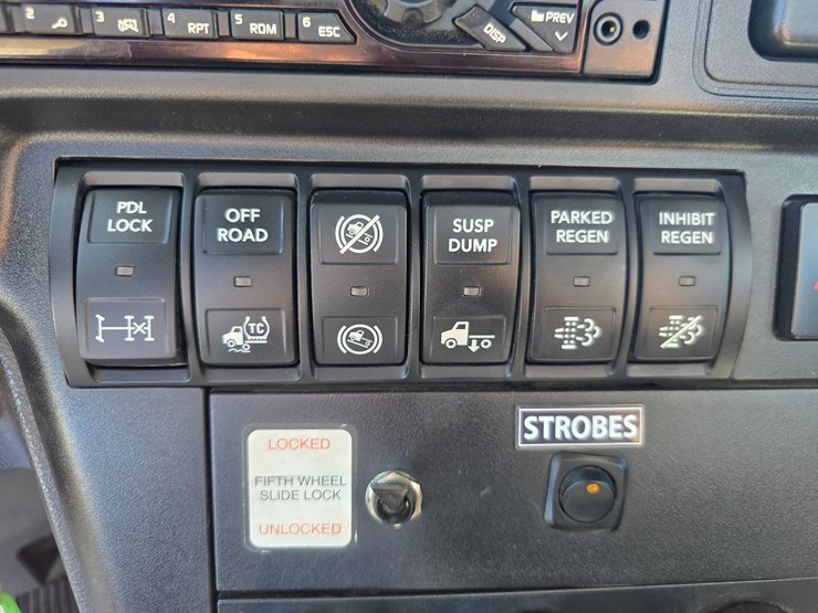 2019-international-lt-image-38