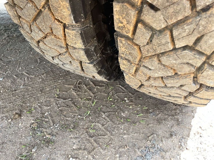 2006-dodge-ram-3500-image-22