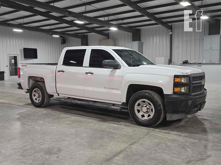 2015-chevrolet-silverado-1500-image-2