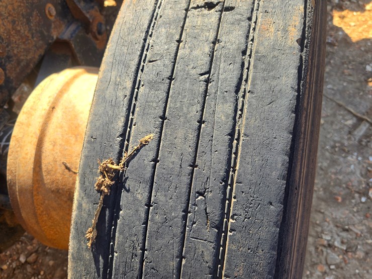 1994-mack-rd690s-image-106