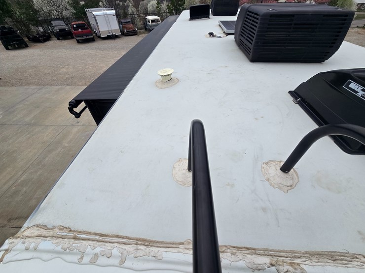 2020-ford-f550-image-139