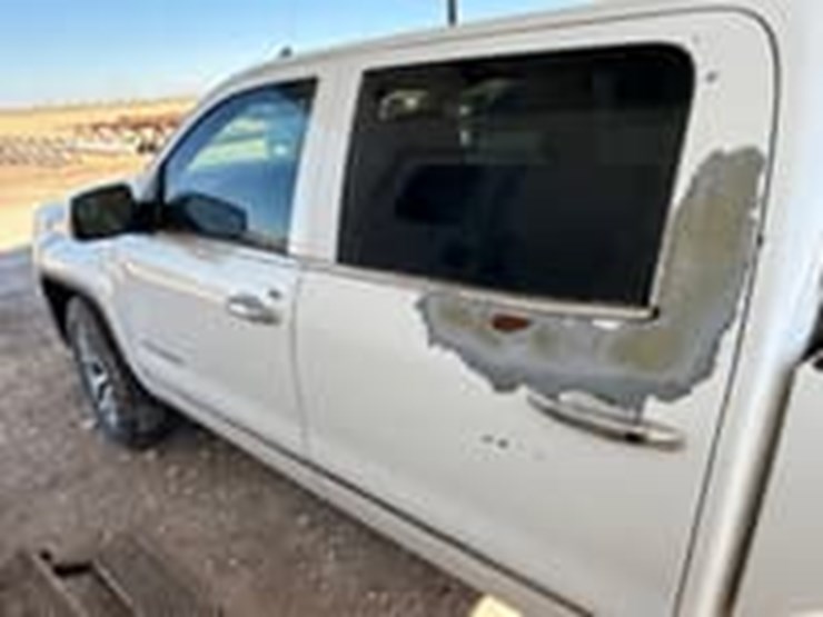 2014-gmc-sierra-1500-image-11