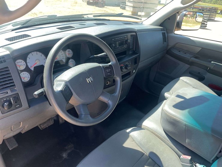 2008-dodge-ram-1500-image-11