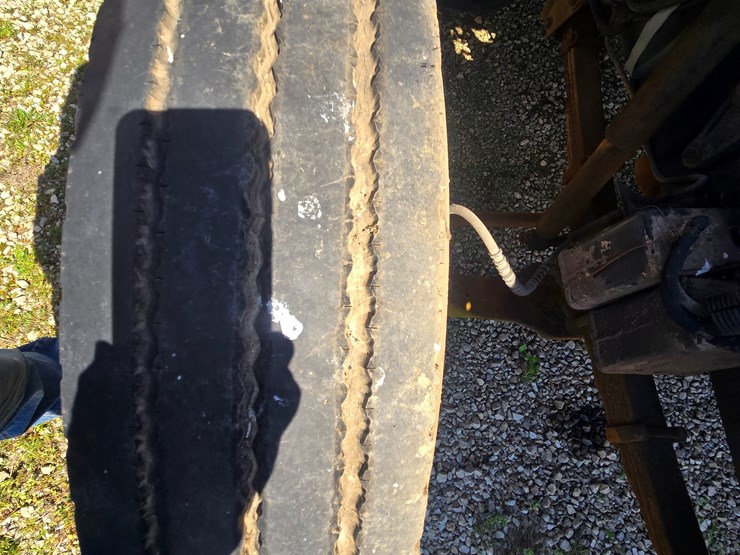 1997-ford-f700-image-35