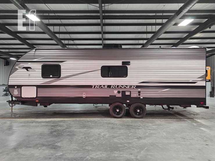 2022-heartland-trail-runner-25jm-image-5