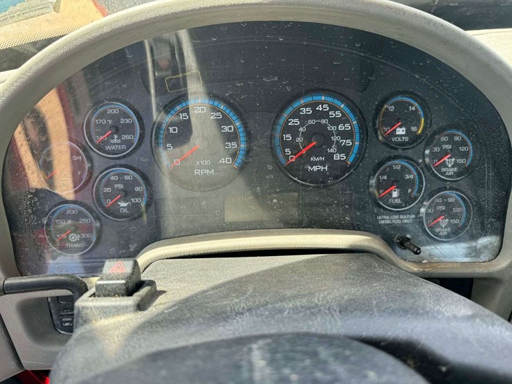 2016-international-durastar-4300-image-13