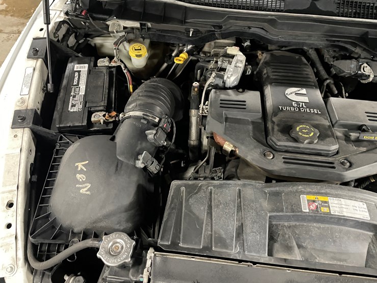 2012-dodge-3500-image-63