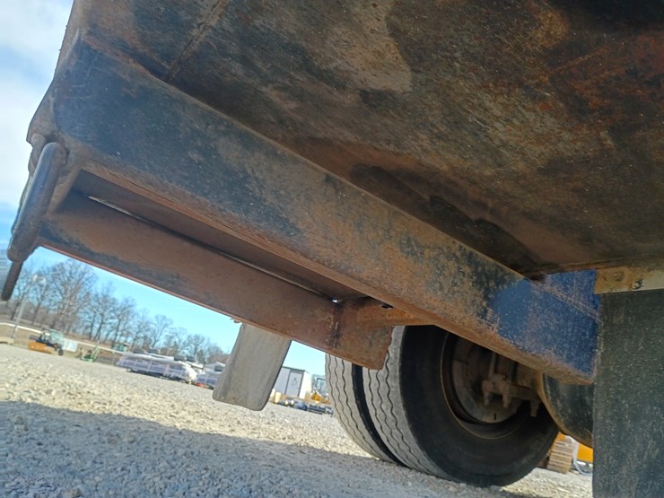 2005-ford-f750-image-120