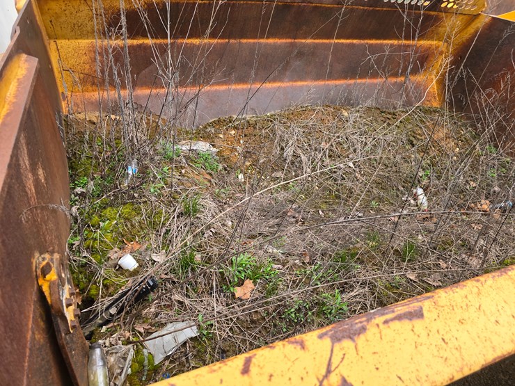 2006-deere-1812c-image-26