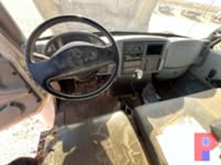 2007-international-durastar-4200-image-13