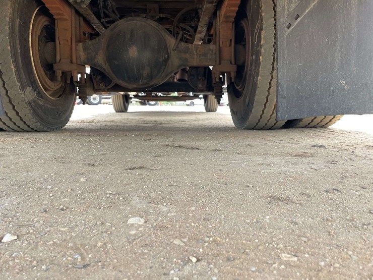 2013-international-durastar-4300-image-27