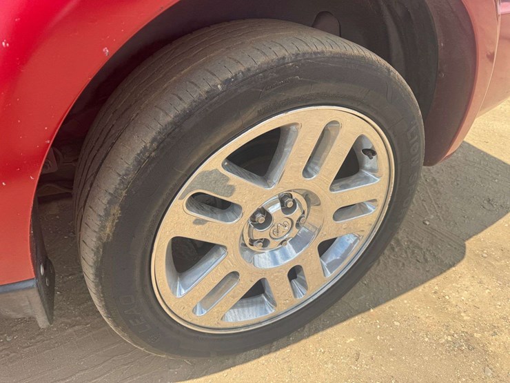 2011-dodge-nitro-image-25