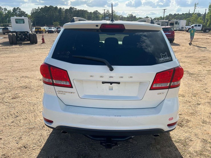 2016-dodge-journey-image-6