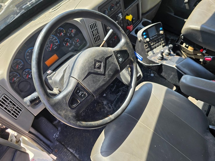 2015-international-workstar-7400-image-62