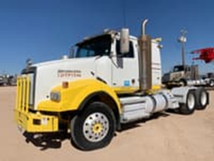 2012-western-star-4900-image-16