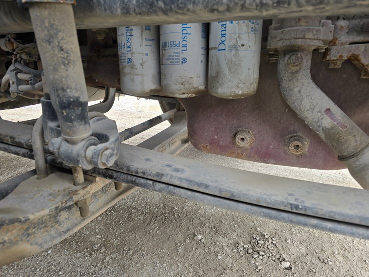 #22610-•-2019-mack-anthem-sleeper-truck-image-36