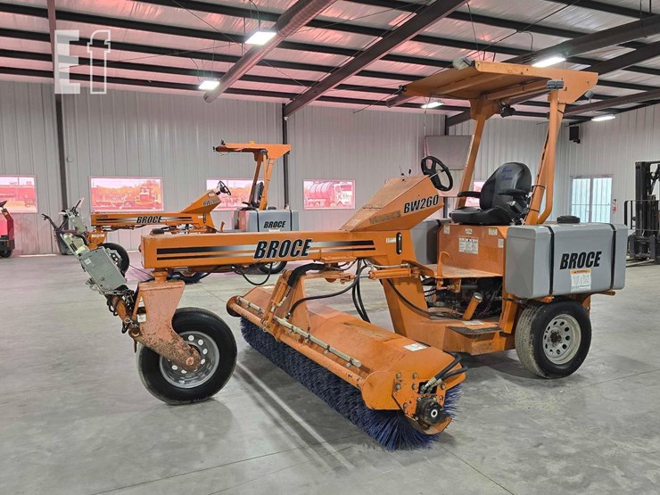 2019-broce-bw260-image-1