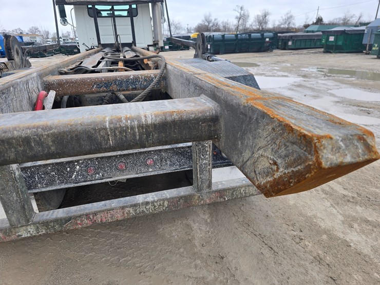 #22591-•-2007-mack-cv713-granite-roll-off-truck-image-77