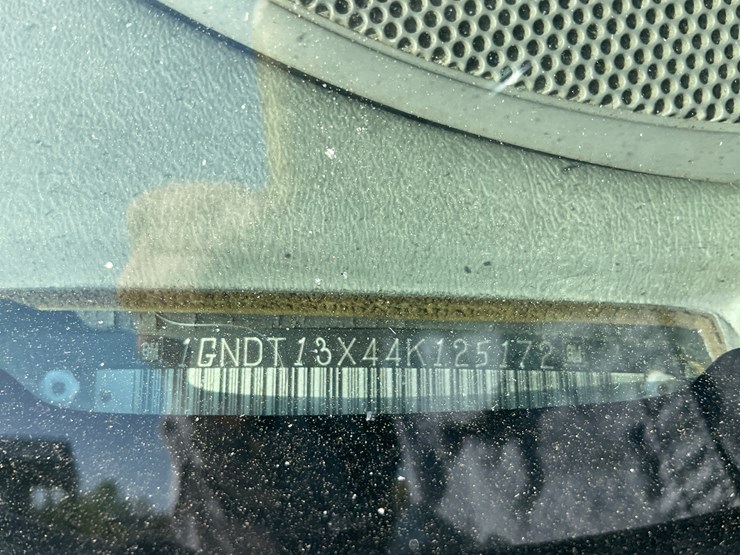 2004-chevrolet-blazer-image-18