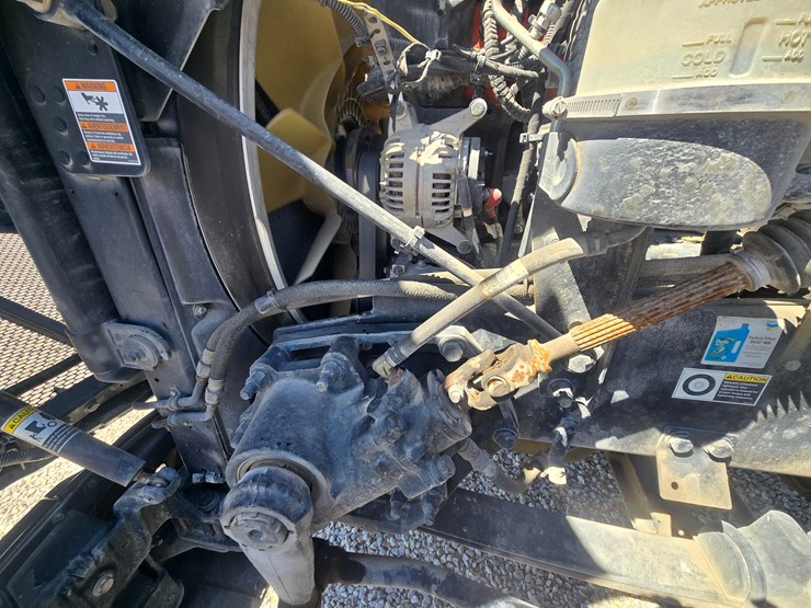 2016-peterbilt-579-image-30