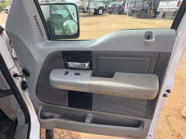 2007-ford-f150-image-17