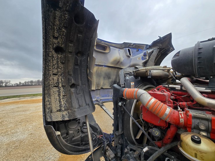 2014-kenworth-t660-image-61