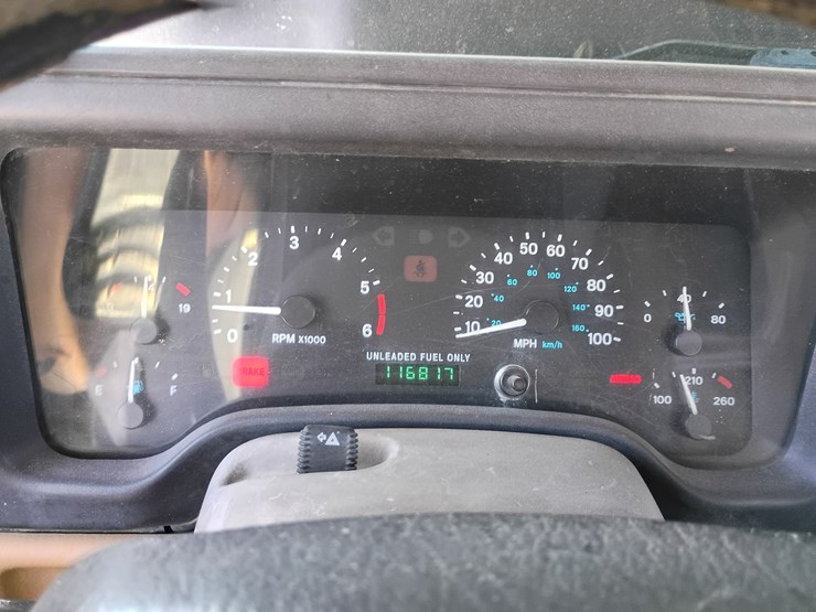 1997-jeep-wrangler-image-51