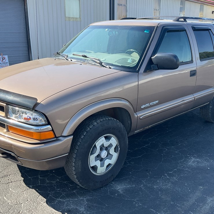 2004 CHEVROLET BLAZER