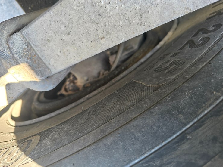 #22520-•-2002-gmc-c7500-dump-truck-image-65