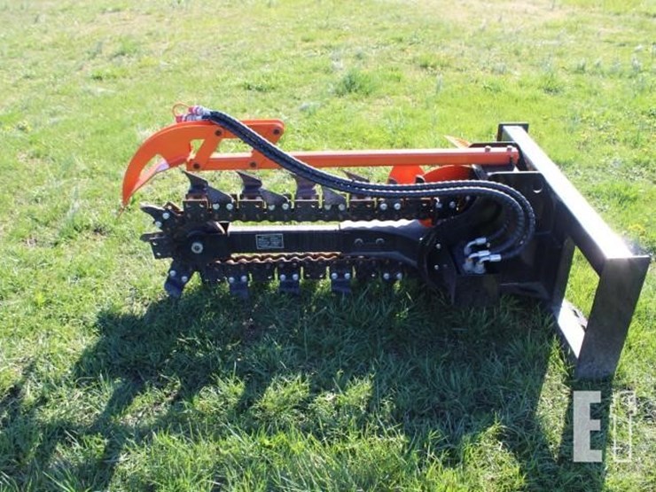 #3102-new-48"-skid-steer-trencher-by-cf-mod-d39-8"-image-4